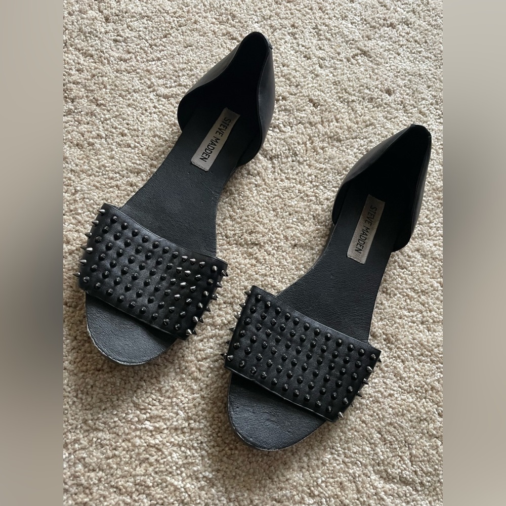 Women’s Steve Madden Studded Flats - Size 7